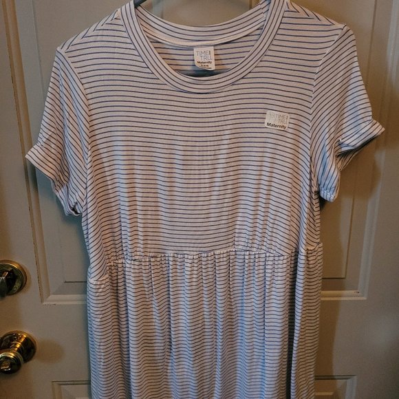 Time and Tru Blue and White Striped Maternity Top Misses Small - Picture 1 of 3